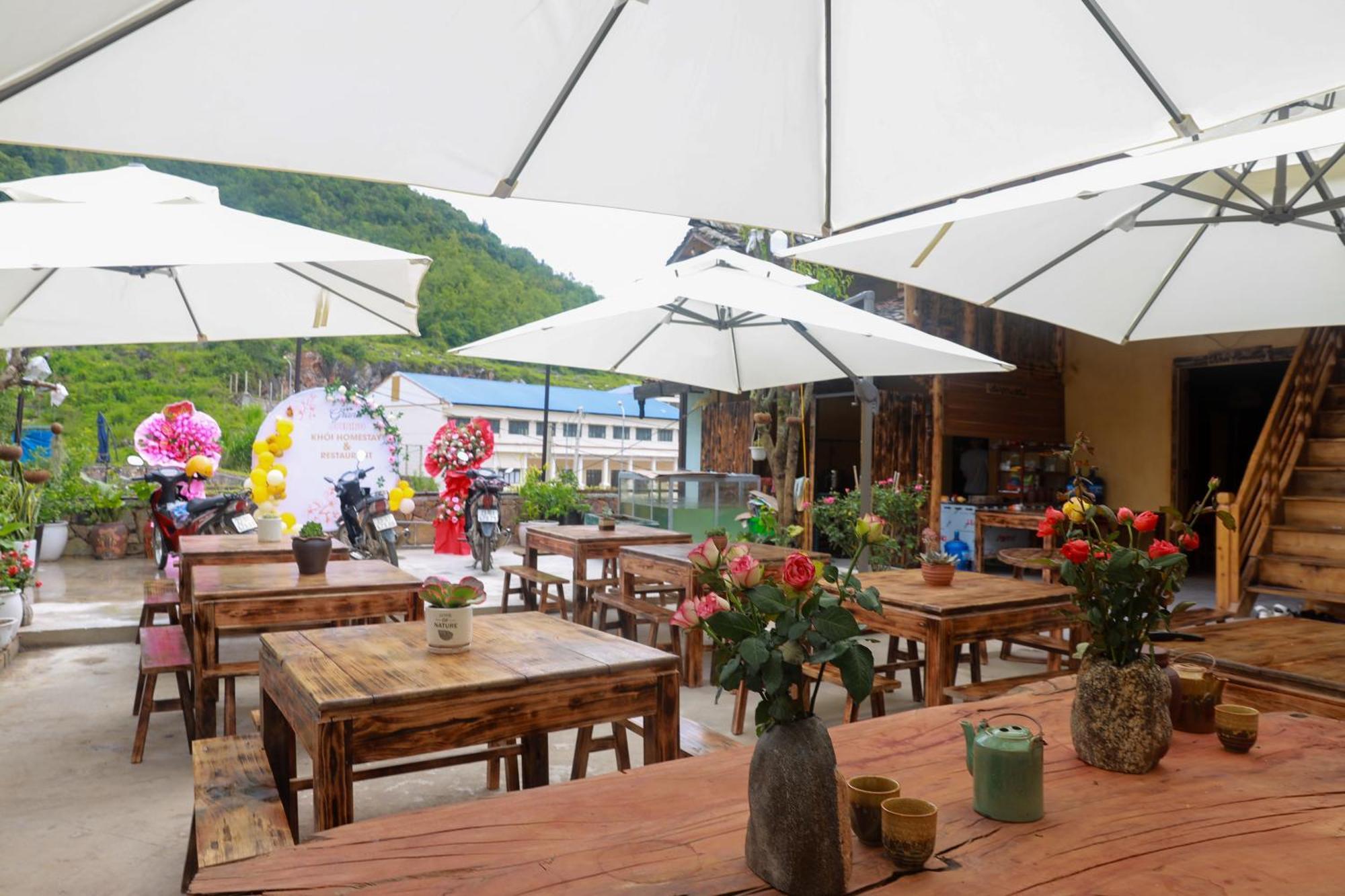 Khoi Homestay And Restaurant Loung Co ภายนอก รูปภาพ